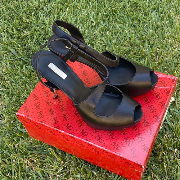 GUESS HILARIE PLATFORM PUMPS - Picture 4 of 7